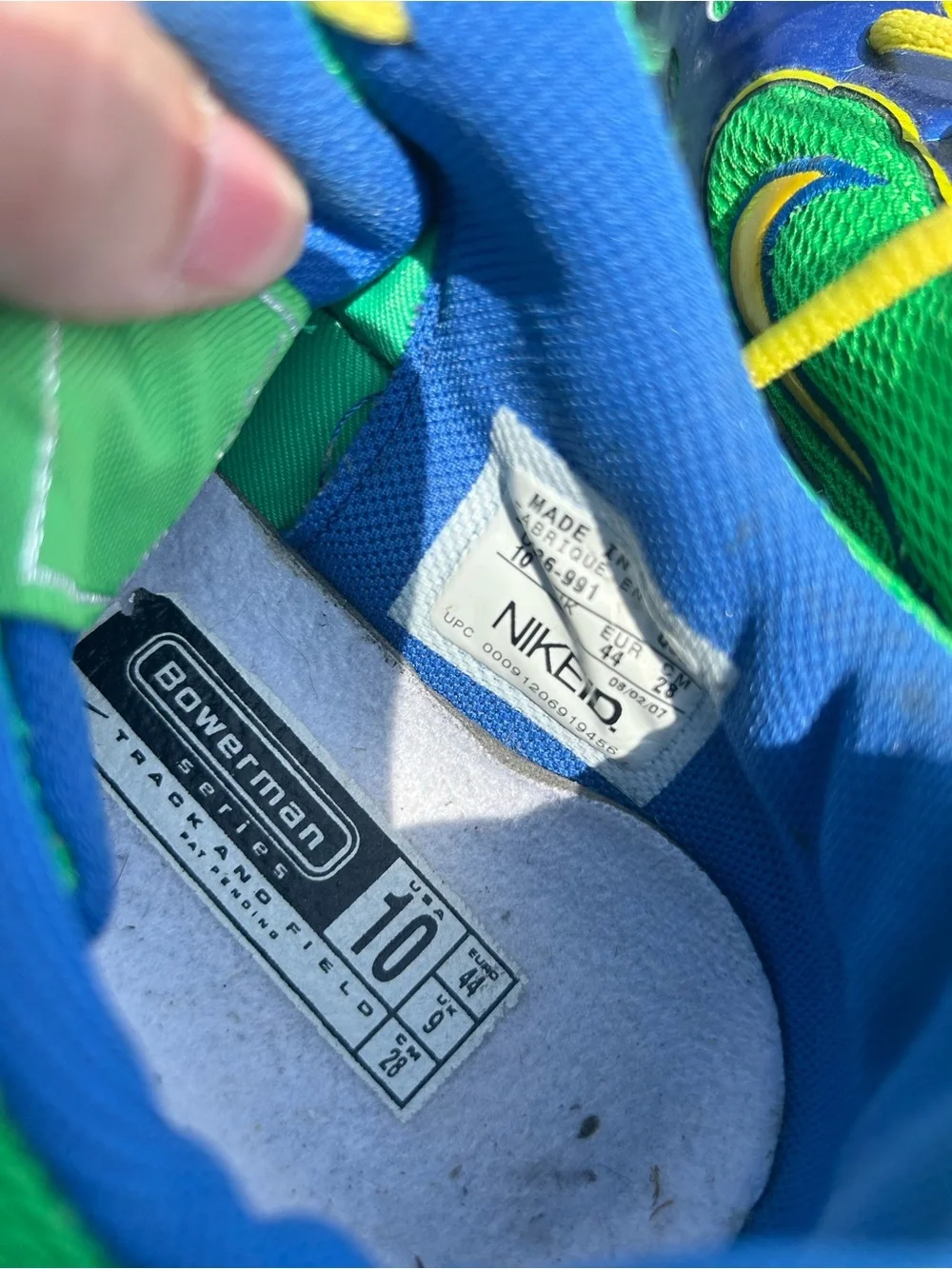 Nike vibrant blue